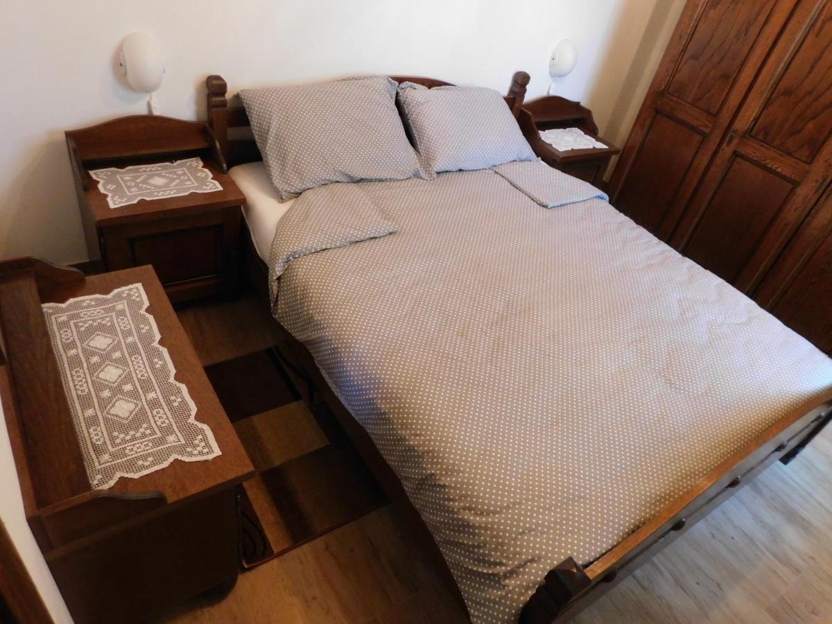 Kamnita Hisa Stari Klesar Villa Илирска Бистрица Екстериор снимка